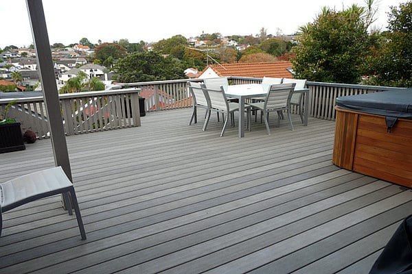 کامپوزیت چوب پلاست برای بالکن