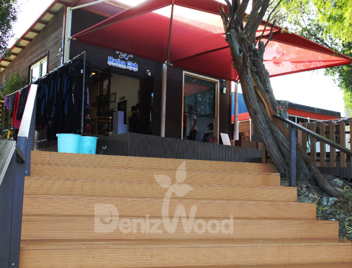 پروژه چوب پلاست کافه مارینا