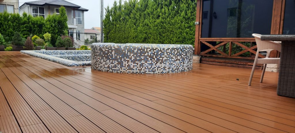 عمر ، مفید ، چوب پلاست