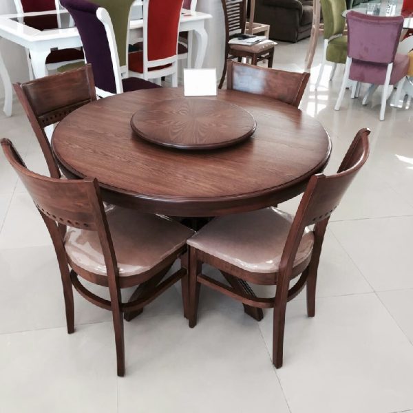 میز و صندلی چوبی